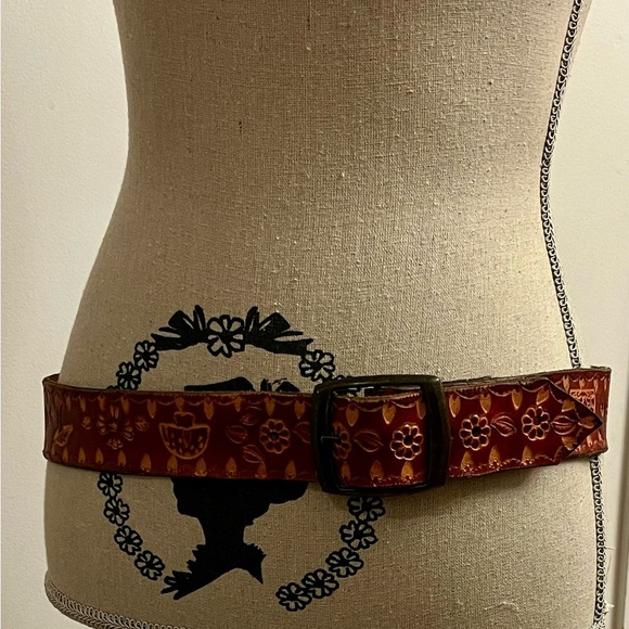 Vintage Leather Hand Tooled Mushroom Print Belt - Picture 1 of 8